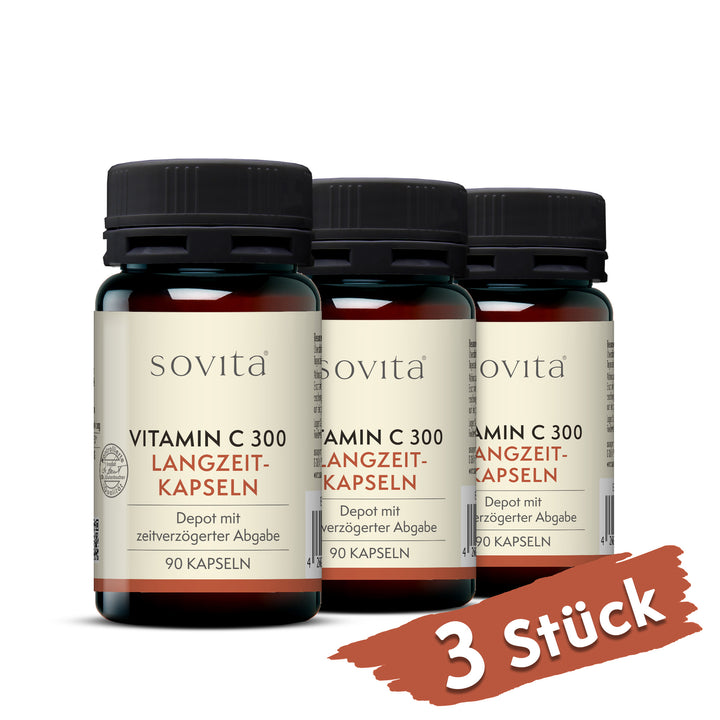 Drei Dosen sovita Vitamin C 300 Langzeit-Kapseln nebeneinander mit rotem Hinweis „3 Stück“ unten rechts